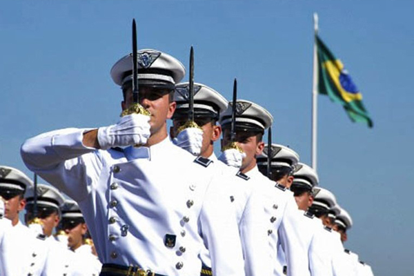 VAGAS PARA FORMAÇÃO DE SARGENTOS DA AERONÁUTICA
